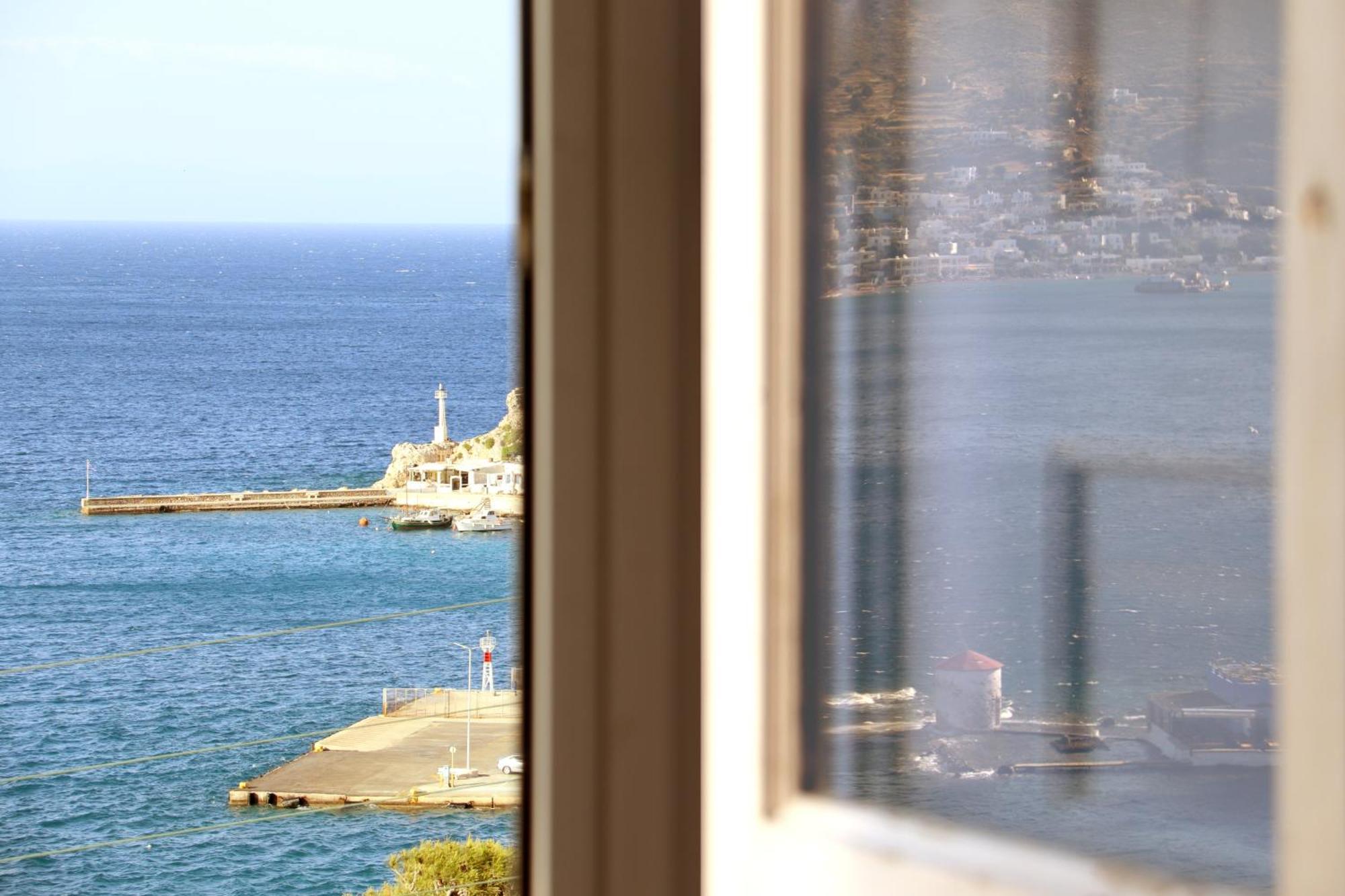 Elegeo Rockhouse Villa Agia Marina  Eksteriør bilde