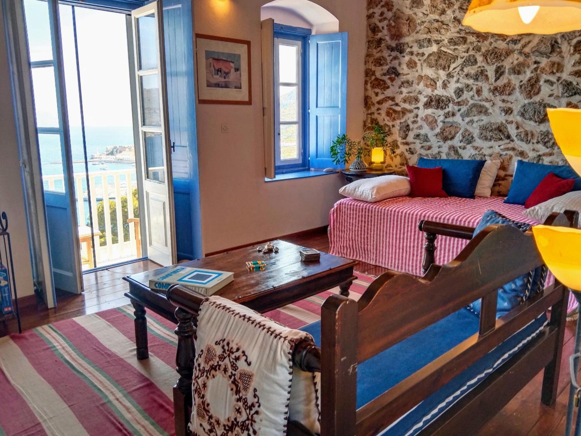 Elegeo Rockhouse Villa Agia Marina  Eksteriør bilde