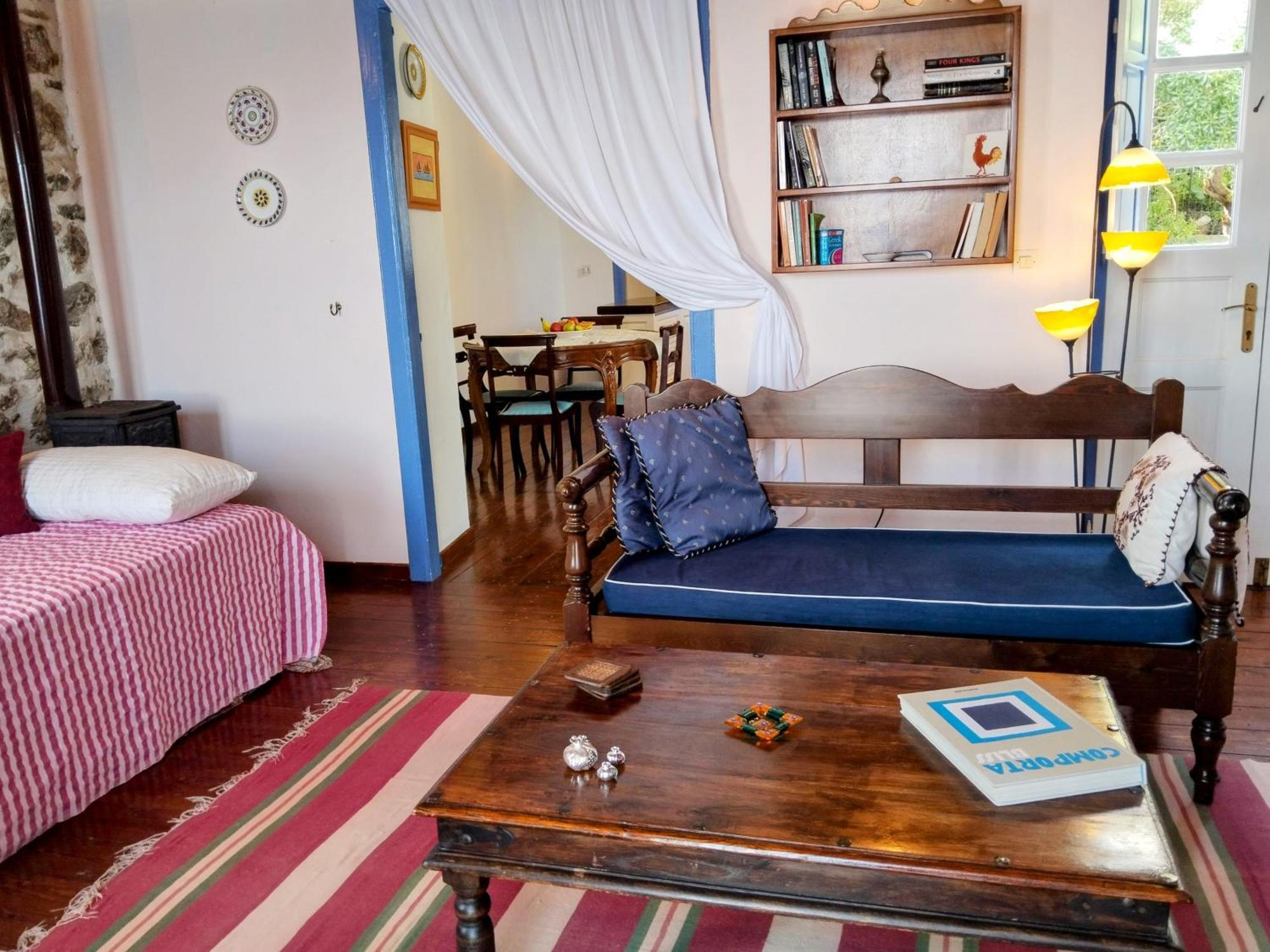 Elegeo Rockhouse Villa Agia Marina  Eksteriør bilde