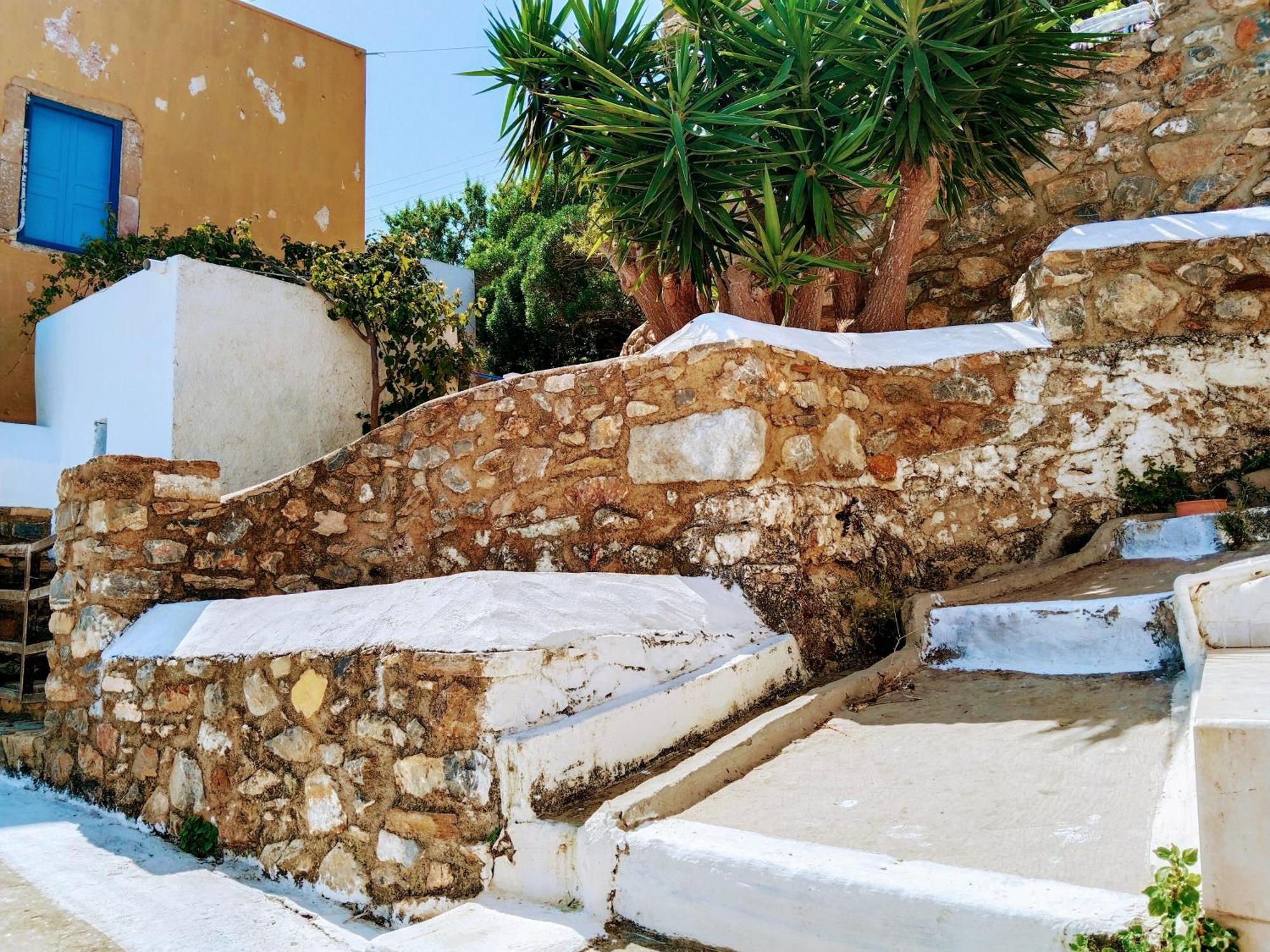 Elegeo Rockhouse Villa Agia Marina  Eksteriør bilde